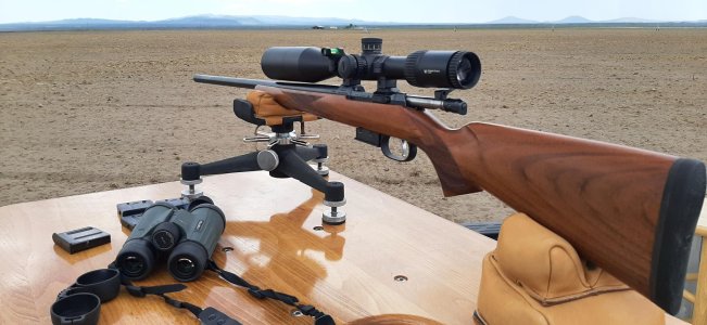 17 Hornet Fort Rock.jpg